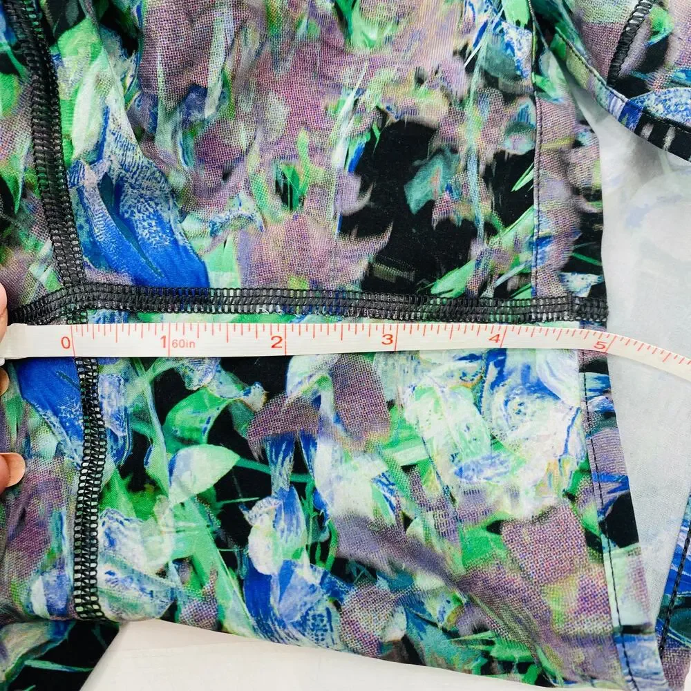 Lululemon patterned green blue high waisted shorts
